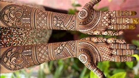 3_Karwa Chauth 2022 Mehndi Designs Photos Latest And Easy Karva Chauth