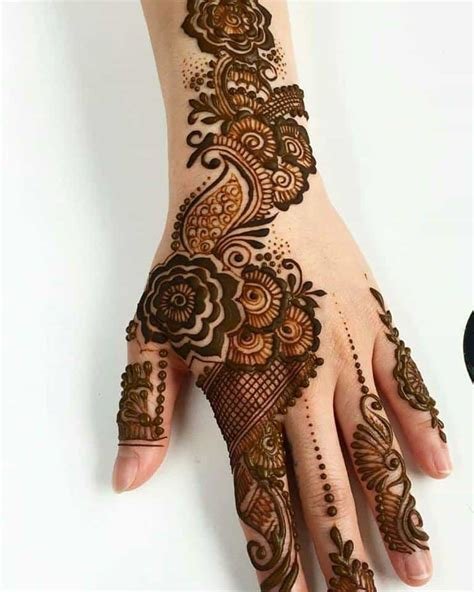 15_Latest Mehndi Designs For Eid 2018 Hands and Feet  Daytimespk