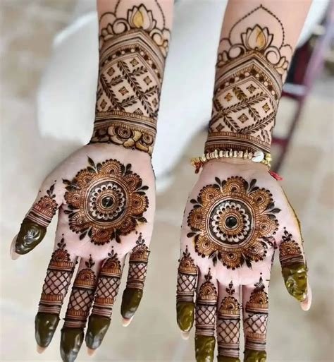 12_Karva Chauth 2023 Best Mehndi Designs