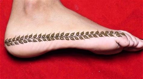 7_1000 Leg Mehndi Designs  Simple  Easy Henna Patterns