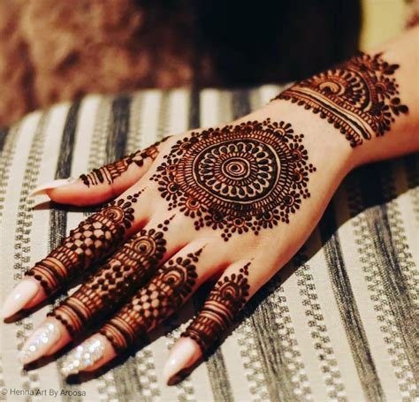 8_Round Mehndi Designs for hands You Should Definitely Try In 2020