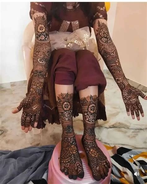 4_Dulhan Mehndi Design Leg and Hand Bridal Elegance