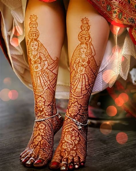 6_Most Gorgeous and Trendy Bridal Leg mehndi designs  FabWeddingsin