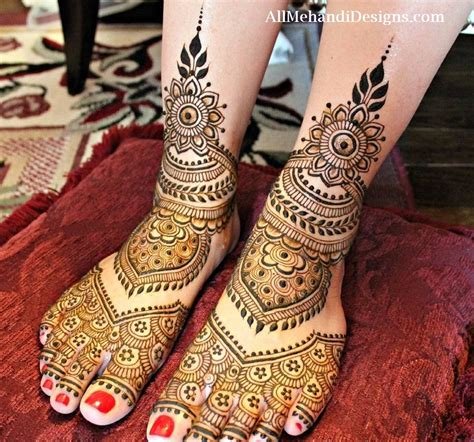 15_Leg Mehndi Designs  25 Simple and Easy Leg Mehndi Designs For Women In