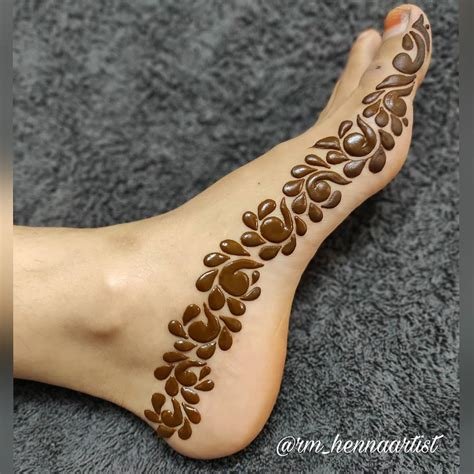 1_Leg Mehndi Designs  25 Simple and Easy Leg Mehndi Designs For Women In