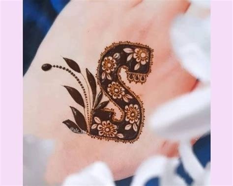 9_Stylish S Letter Mehndi Designs You Will Love  2023 With Images  Fabbon