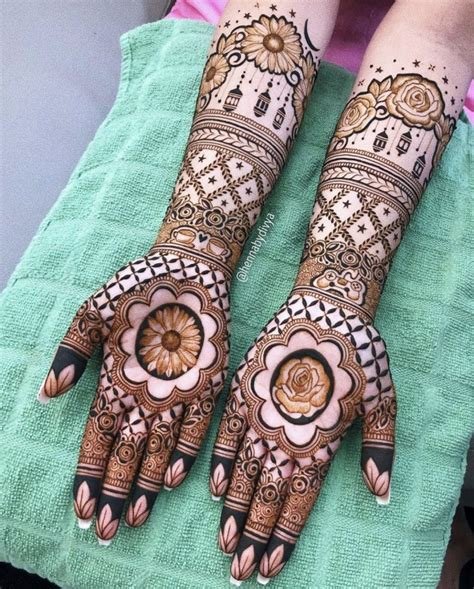 7_Single Line Mehndi Designs  10 Best  Simple One Line Mehndi