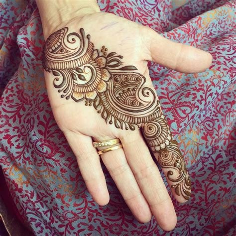 13_Simple Mehndi Design for kids  K4 Fashion