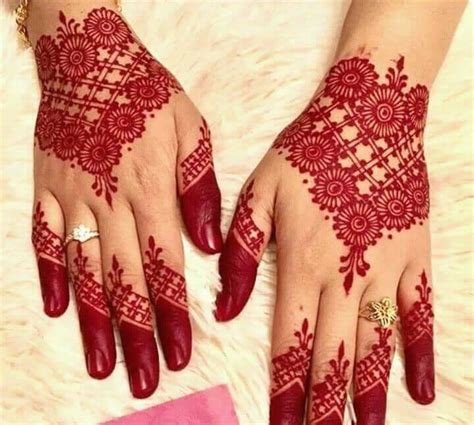 13_120 Back Hand Mehndi Designs Stylish Easy and Bridal Back Hand Mehndi