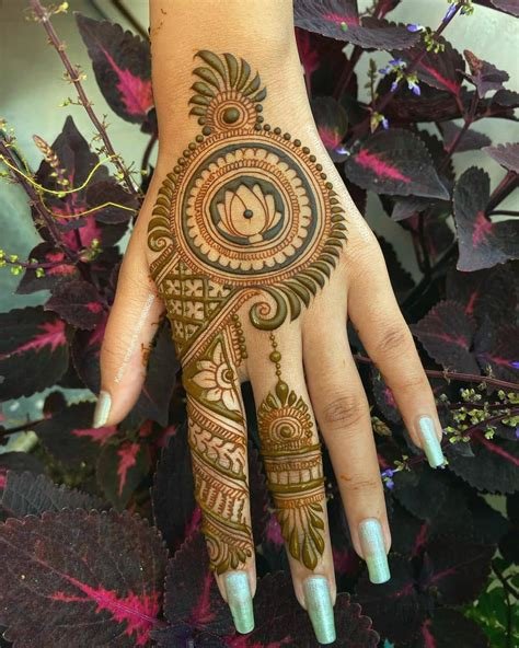 7_300 Lotus Mehndi Designs for Front and Back hand and Feet