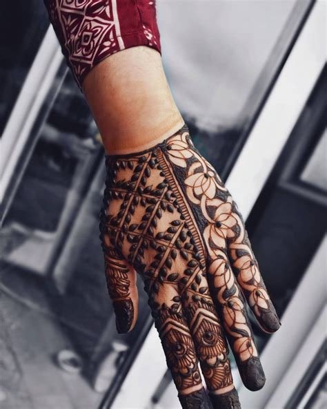 15_Simple And Unique Lotus Mehndi Designs For All Occasions  POPxo