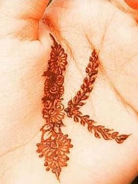 10_10 Inspiring K Letter Mehndi Designs Suitable for Anyone