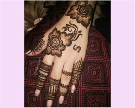 1_Stylish S Letter Mehndi Designs You Will Love  2023 With Images  Fabbon
