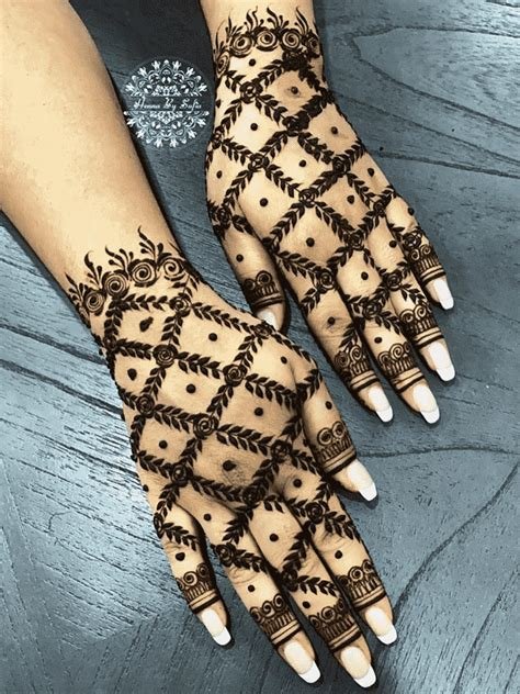 13_60 Lovely Mehndi designdownload