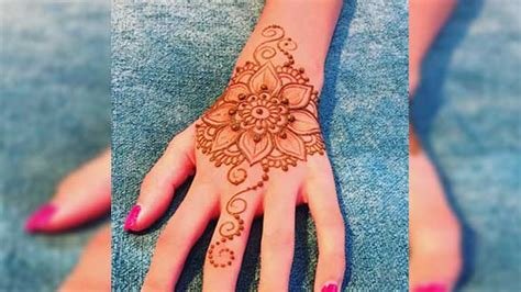 11_70 Gorgeous Back Hand Mehndi Designs That Stole Our Hearts  Pyaari