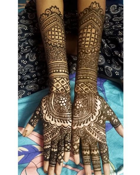 2_Front Hand Mehndi Designs