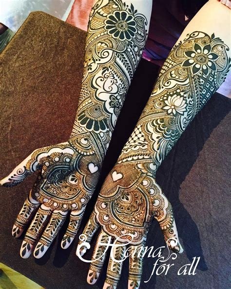 13_4 Arabic Bridal Mehndi Designs For The Modern Bride With A Personal Touch