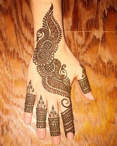 11_Ethereal And Majestic Mughal Mehendi Designs That Every Bride Can Flaunt