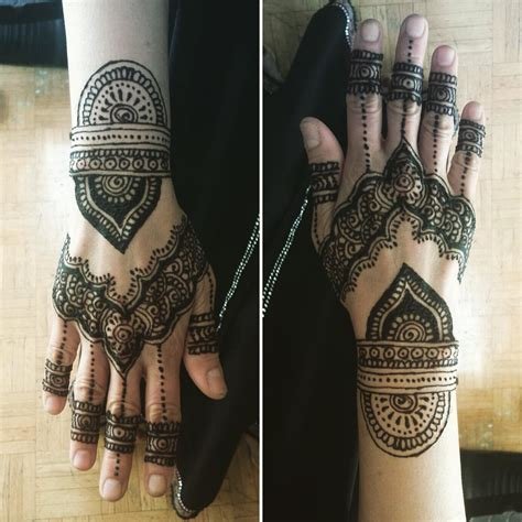 12_85 Unique Mehendi Designs Highly Admired On Instagram