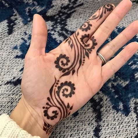 8_Simple Arabic Mehndi Design For Hands  Step by Step Tutorial