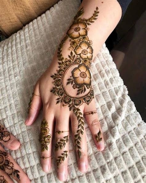 2_Gorgeous Mehndi Designs That Will Make Your Kids Too Cute