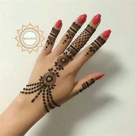 10_Simple Mehndi Designs For Back Hand  Design Talk