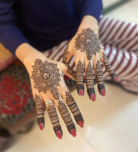 13_Easy Mehndi Designs 2022