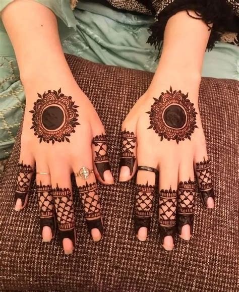 8_Gorgeous Bridal Mehndi Design for 2023  Easy mehndi Designs