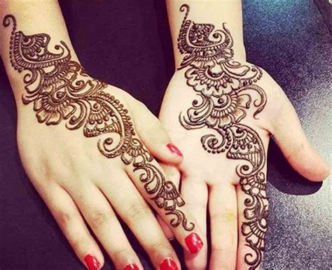 3_30 Latest And Gorgeous Back Hand Mehndi Designs For Any Occasion