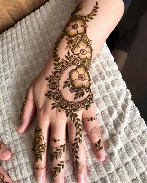 6_300 Lotus Mehndi Designs for Front and Back hand and Feet