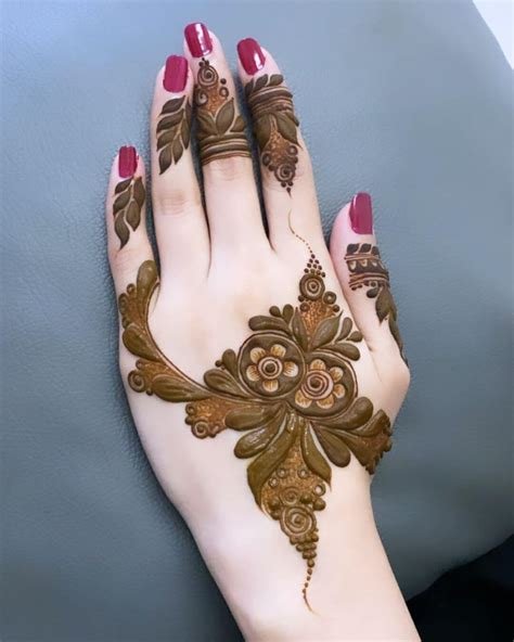 2_Khafif mehndi designs for back hands 23  K4 Fashion