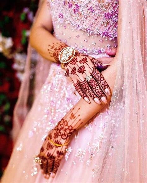 3_Top 111 Latest  Simple Arabic Mehndi Designs for Hands  Legs