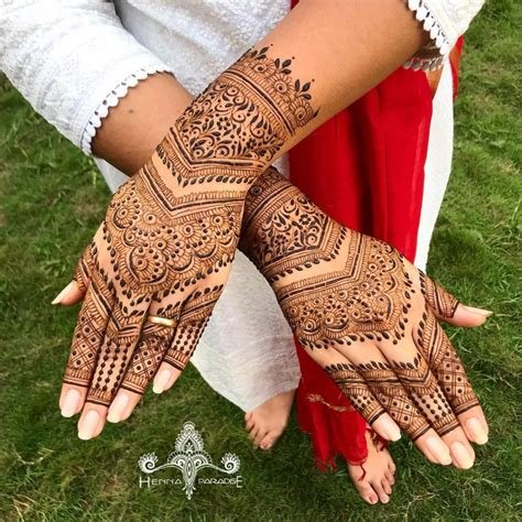 4_Simple Mehndi Design Front 10 EyeCatching Ideas to Make Heads Turn