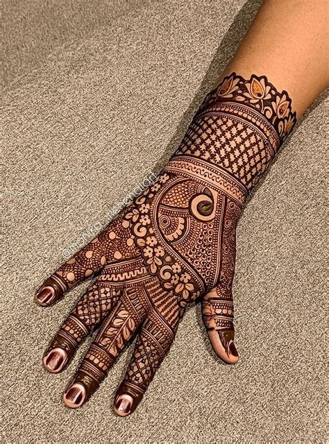 6_125 Front Hand Mehndi Design Ideas To Fall In Love With  Wedbook
