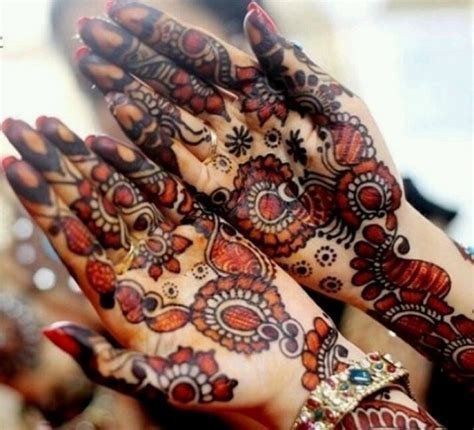 14_Black and Red Mehndi Designs  Mehndi Artist in Bangalore