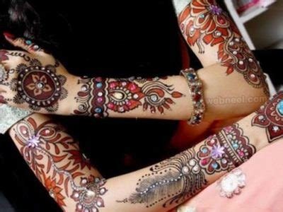 7_10 Latest Red and Black Mehndi Designs For You