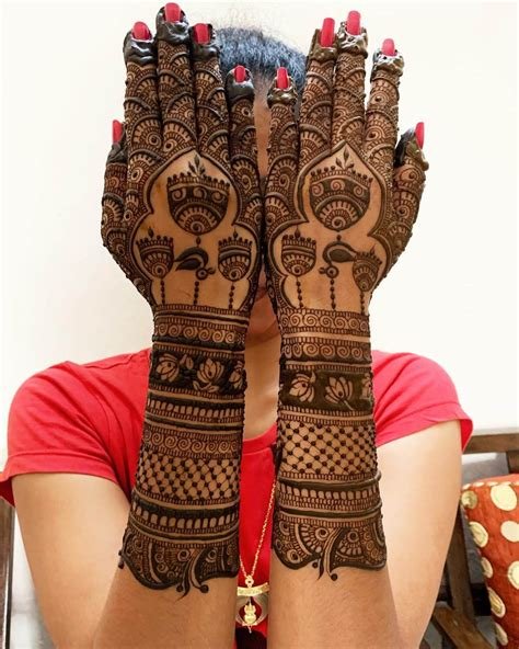 4_bridal back hand mehndi design  K4 Fashion