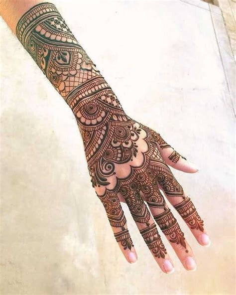 8_Full hand mehndi design From classy to sassy weve got you all