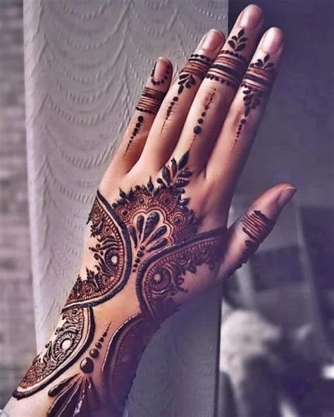 2_Discover 68 buta mehndi designs best  seveneduvn