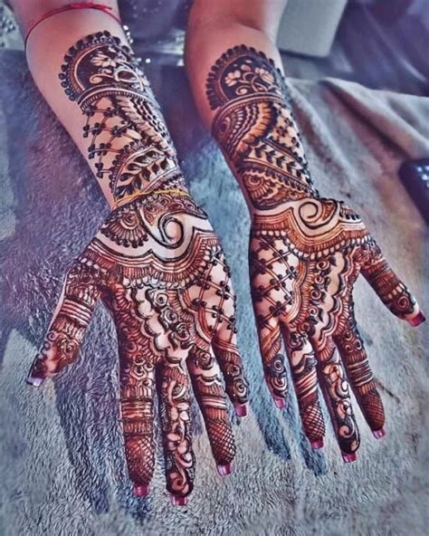 3_Seamless Mehndi Pattern Brown Beige Floral Lace of Buta Decoration