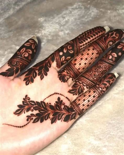 7_How To Make Mehndi Darker On Hands  How To Make Henna Darker