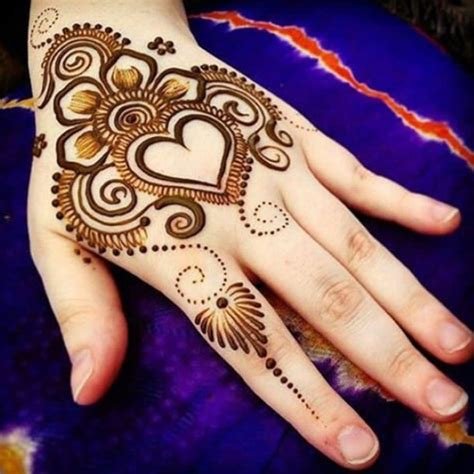 12_Take Notes From These Trendy Mehendi Designs For This Raksha Bandhan