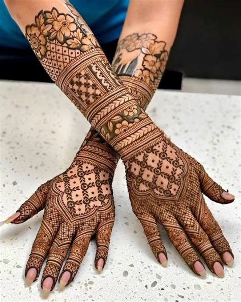 13_Top 50 Engagement Mehndi Designs That You Should Try