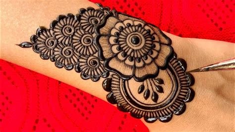 15_Floral Mehndi Designs Perfect For Bridesmaids  HerZindagi