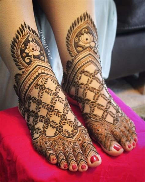 15_1000 Cute Mehndi Henna Designs for Kids for Small Baby