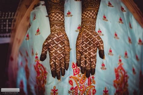 7_50 Stunning Dulhan Mehndi Designs With Images  Buy lehenga choli online