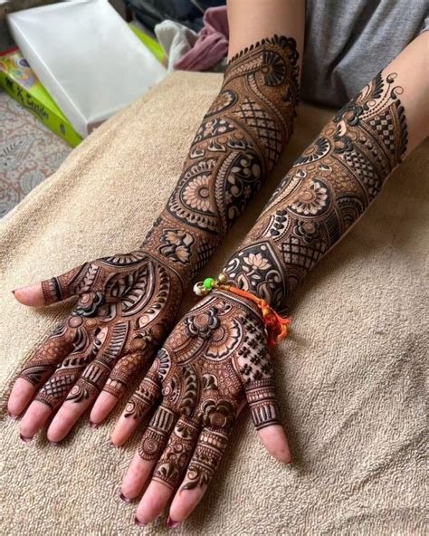 11_Best 20 Navratri Mehndi Design  Mixing Images