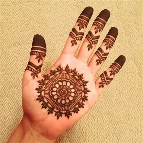 11_Simple Mehndi Designs for Front Hands Step by Step