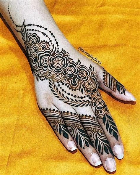 14_Modern Mehndi Designs for Hands By Henna CKG  K4 Fashion