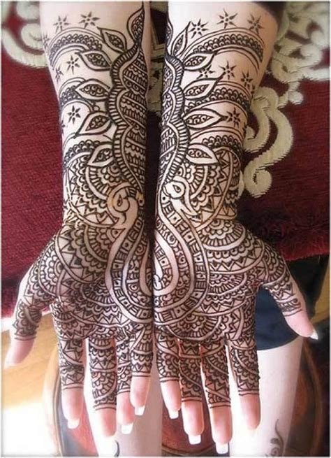 6_Best Mehendi Designs Of 2020 We Spotted On Real Brides